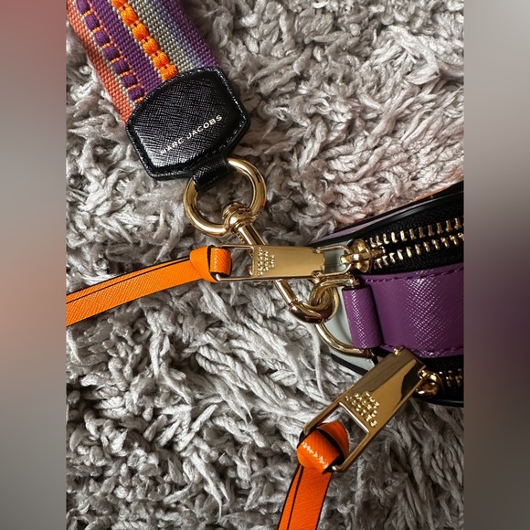 Marc Jacobs Snapshot Crossbody Bag - Picture 8 of 9